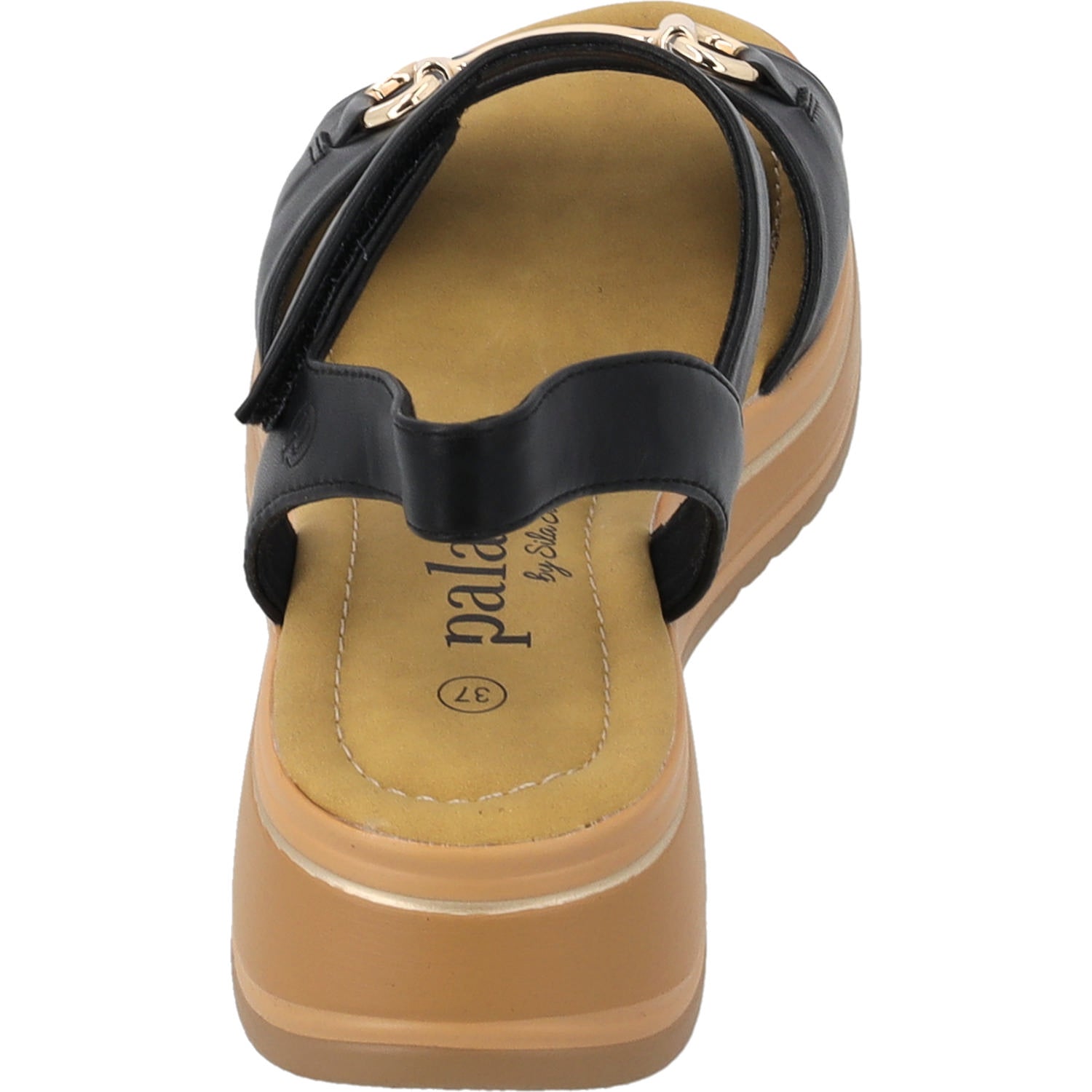 Stamelos by Sila Sahin Schwarz