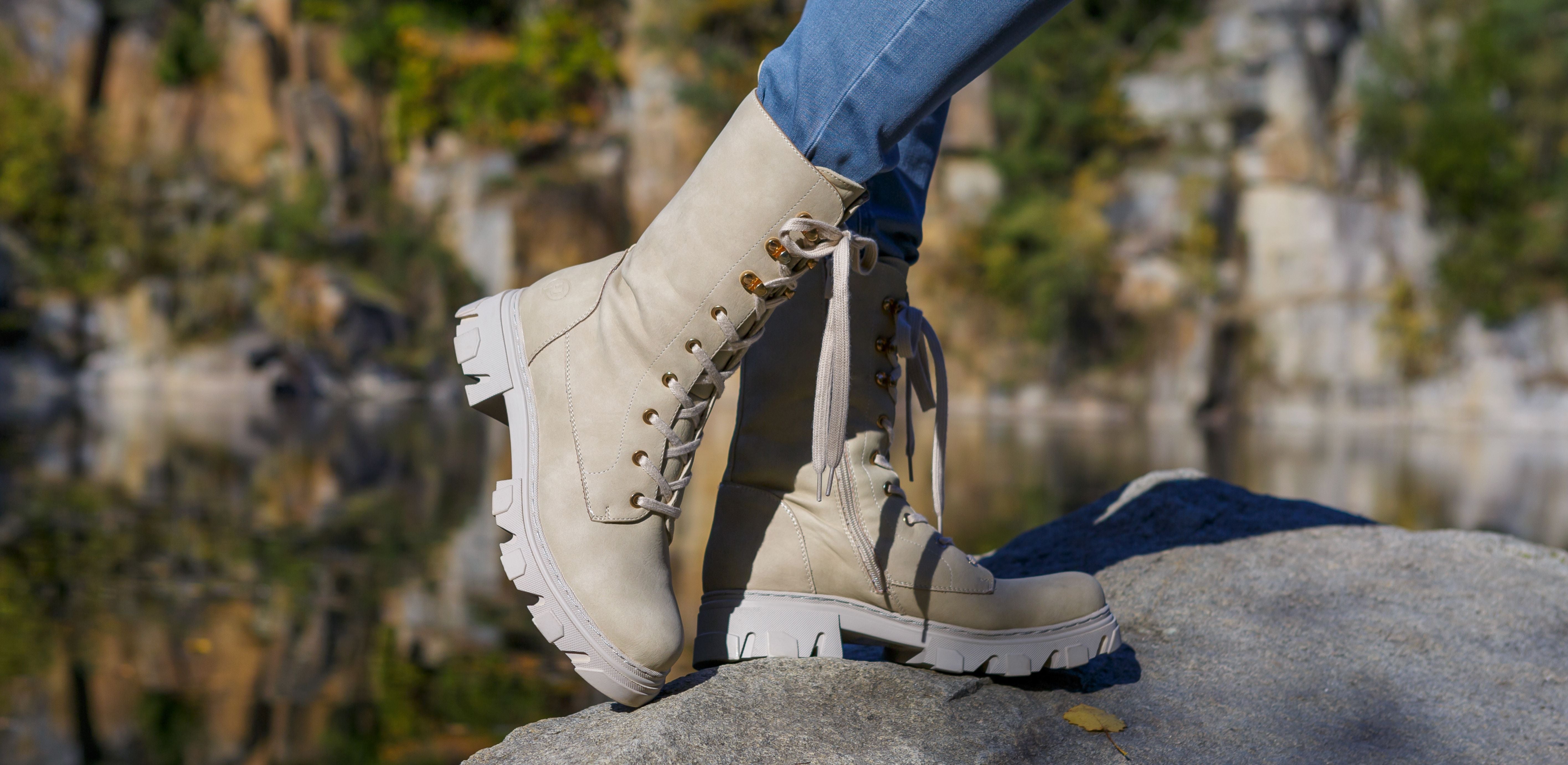 Neu Stiefel