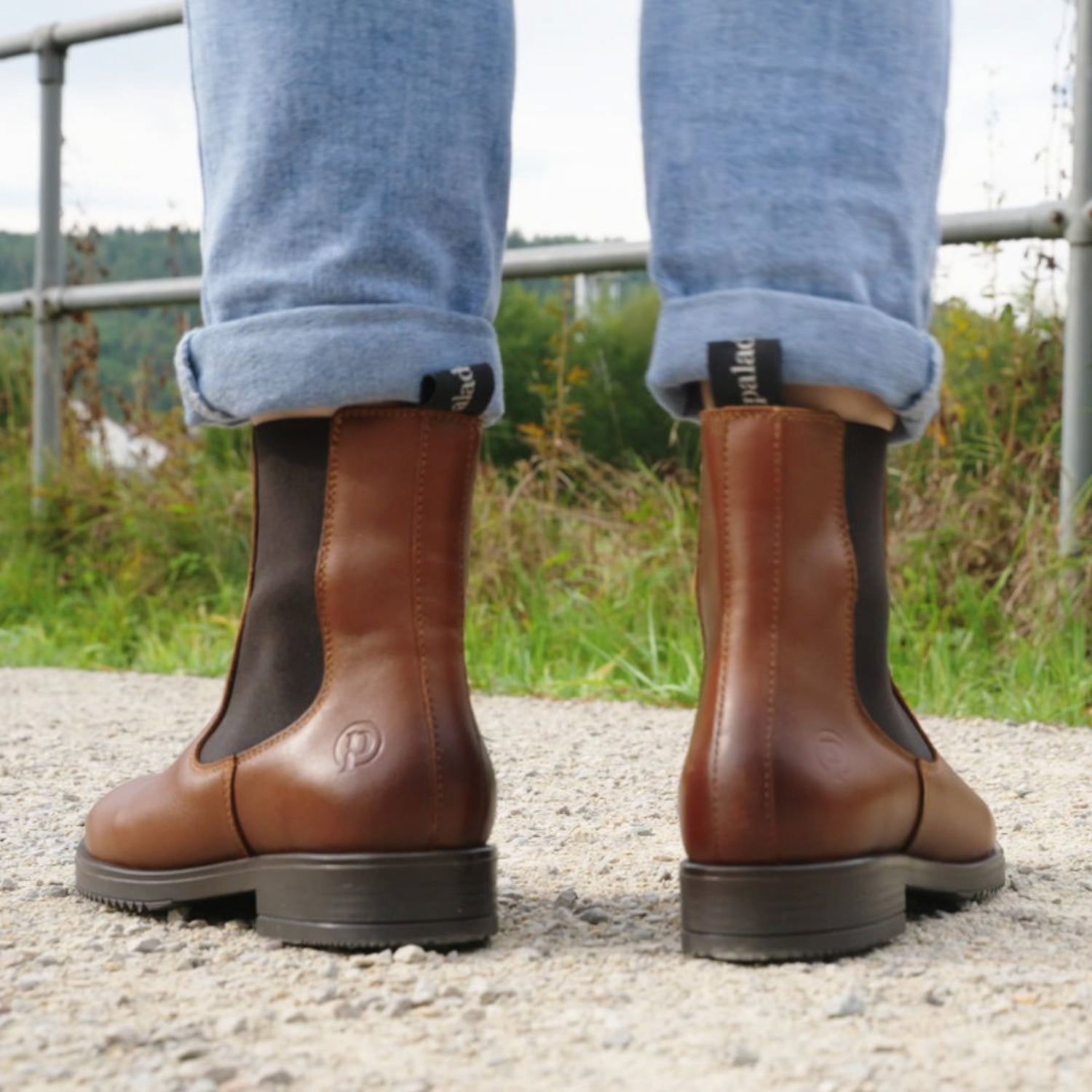 Paros P Hellbraun/Braun