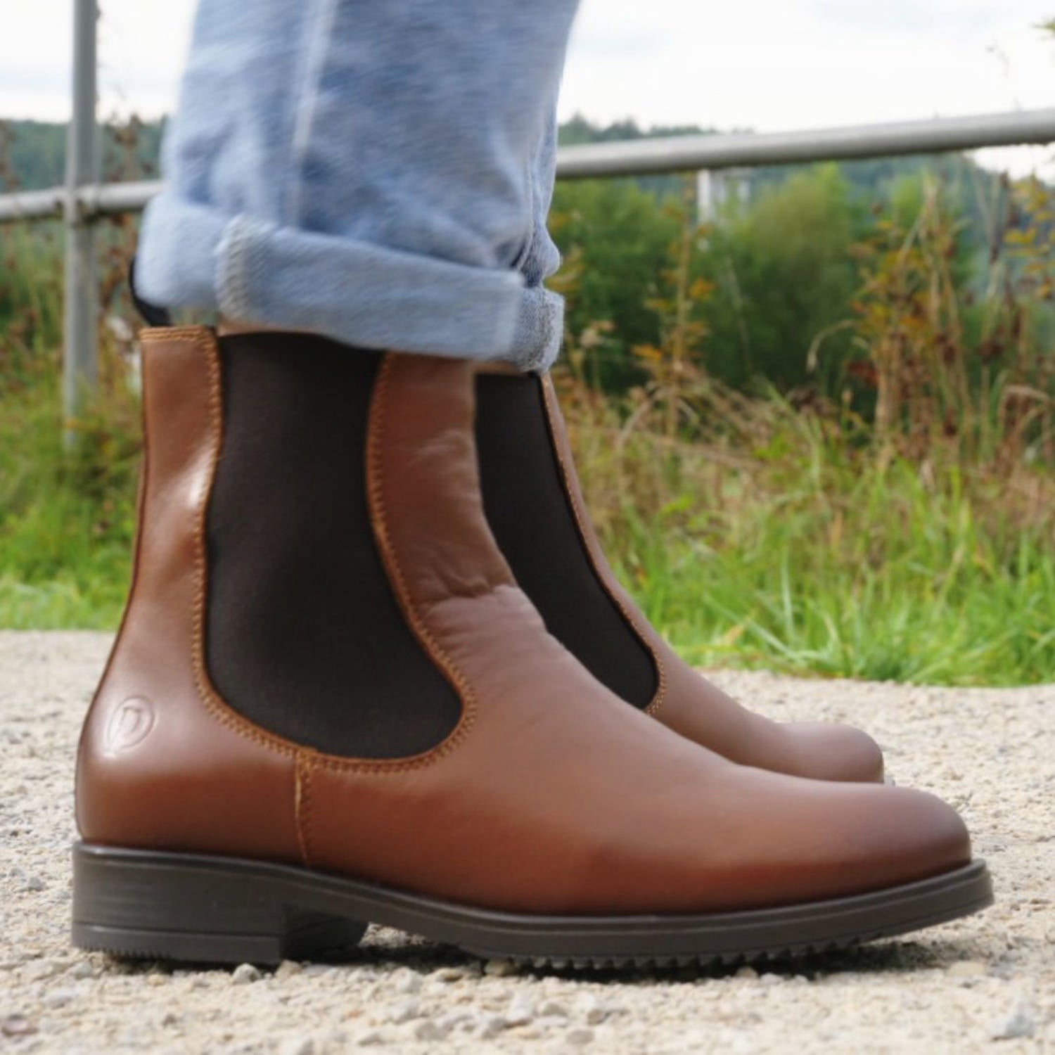 Paros P Hellbraun/Braun