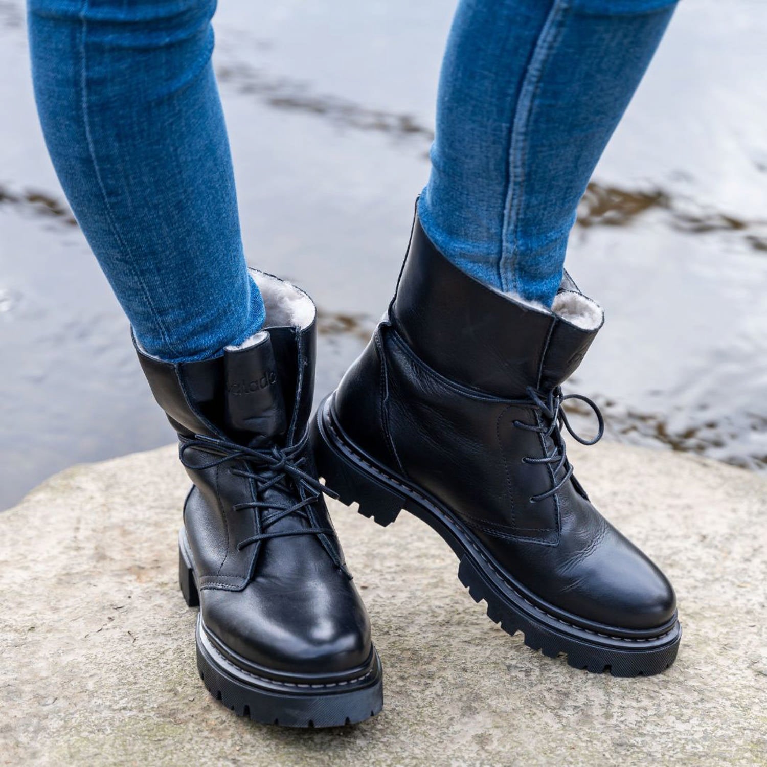 Kasos Block Schwarz/Schwarz