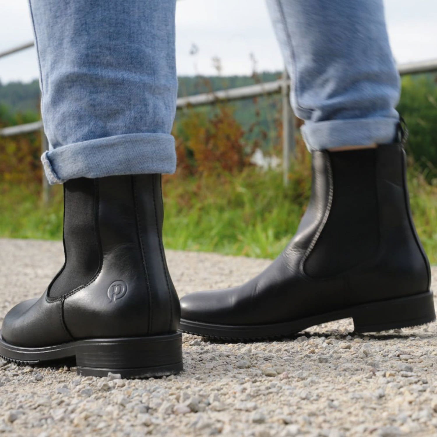 Paros P Schwarz Matt