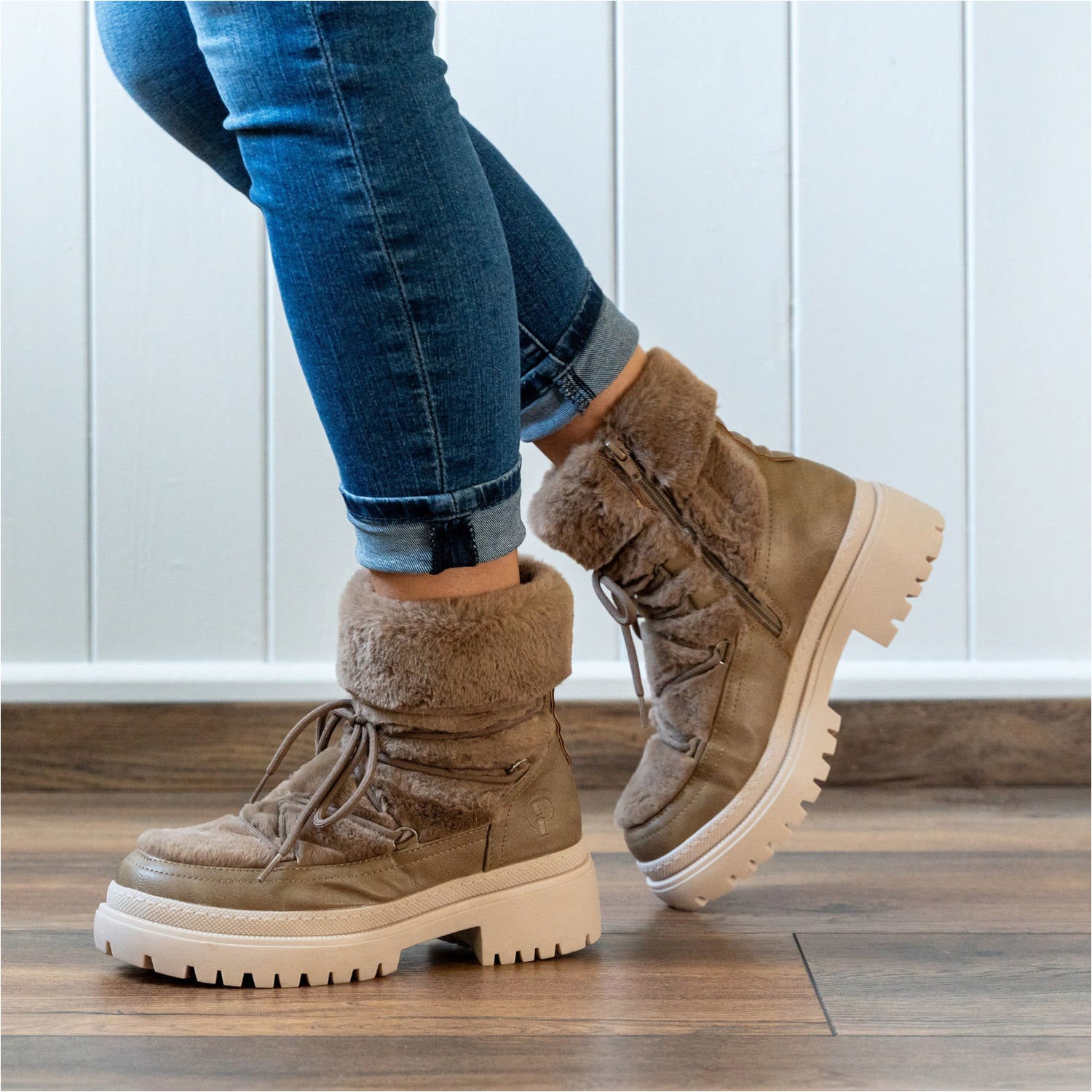 Ithaka Beige