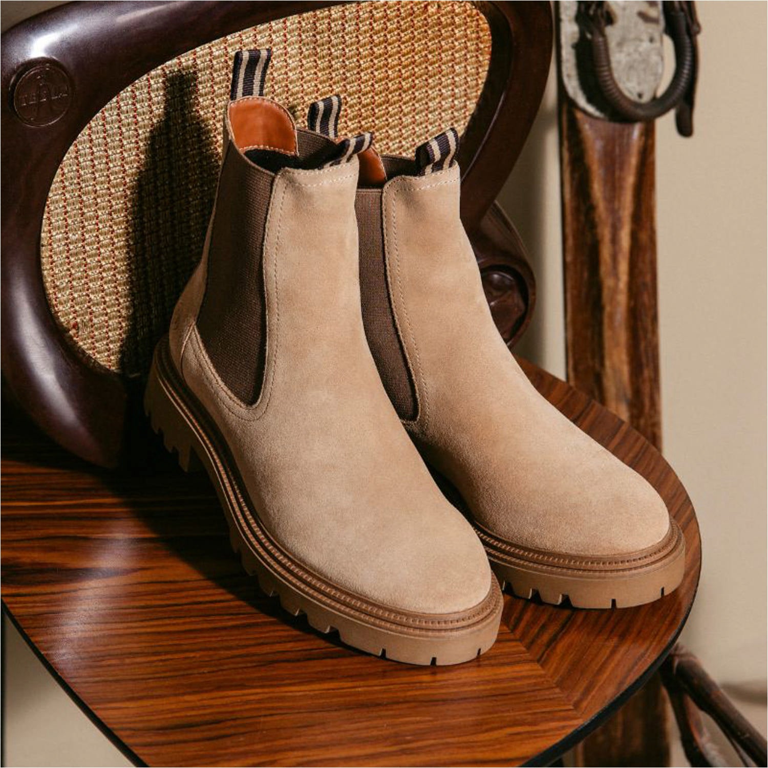 Luctoria Beige