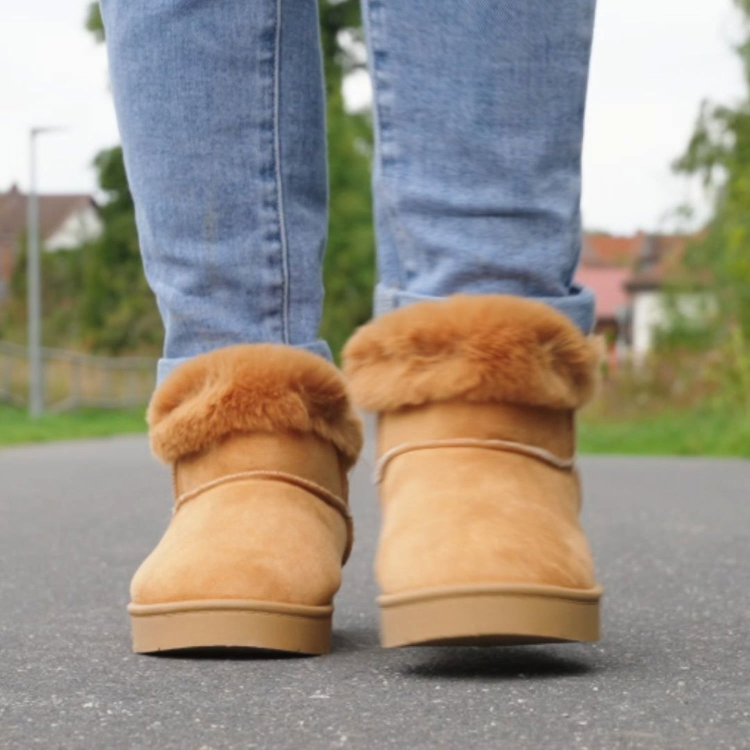 Giyna Camel