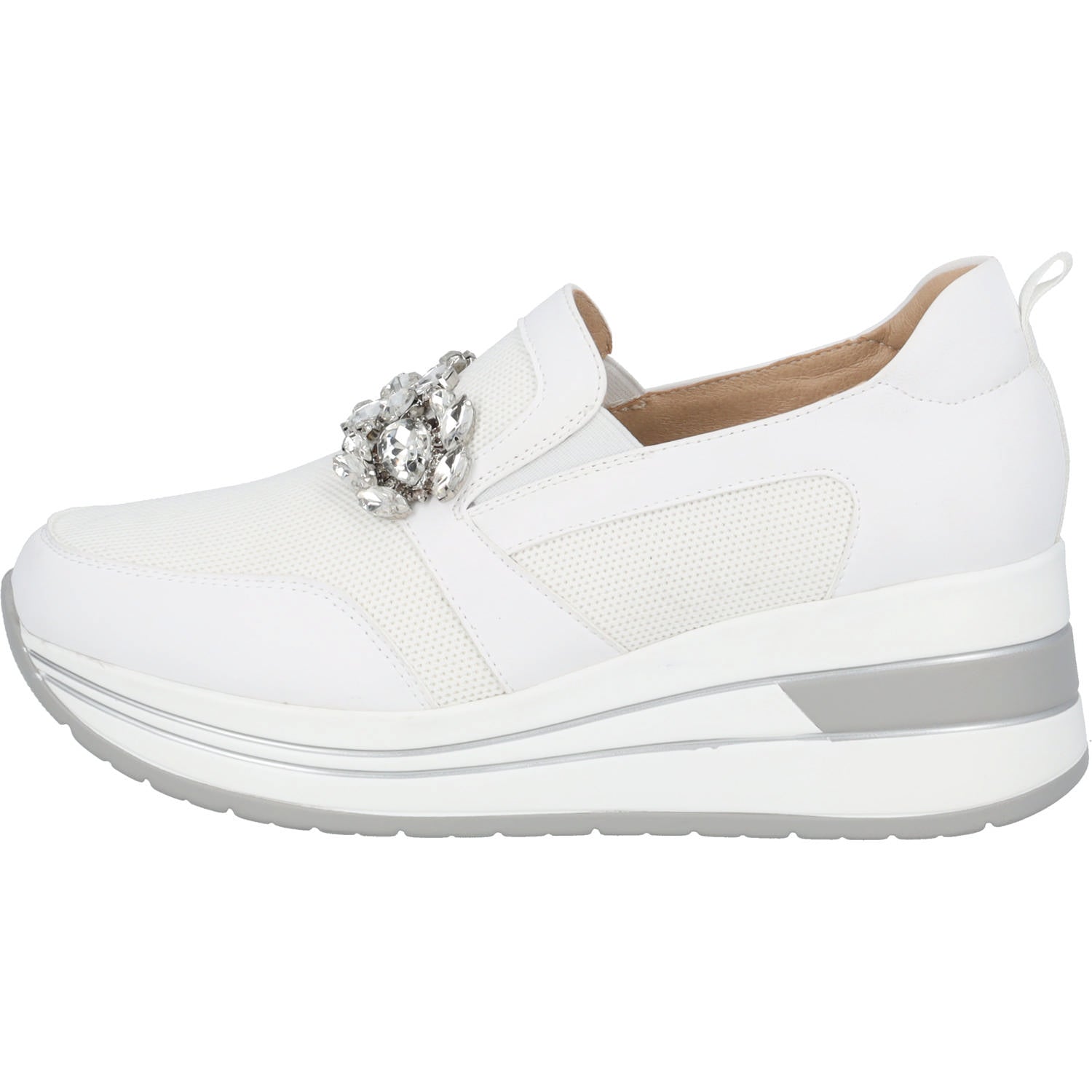 Everis by Sila Sahin Weiß