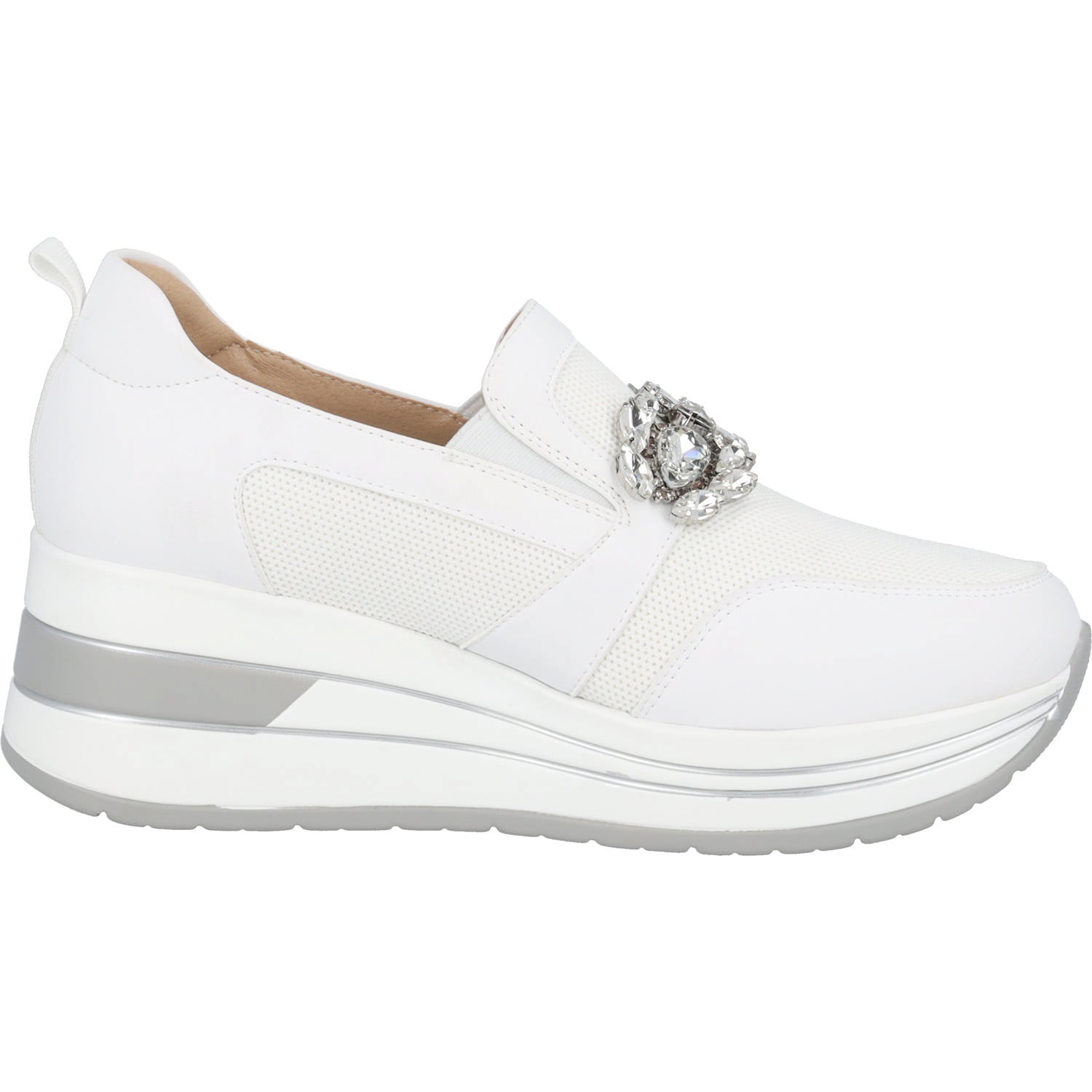 Everis by Sila Sahin Weiß