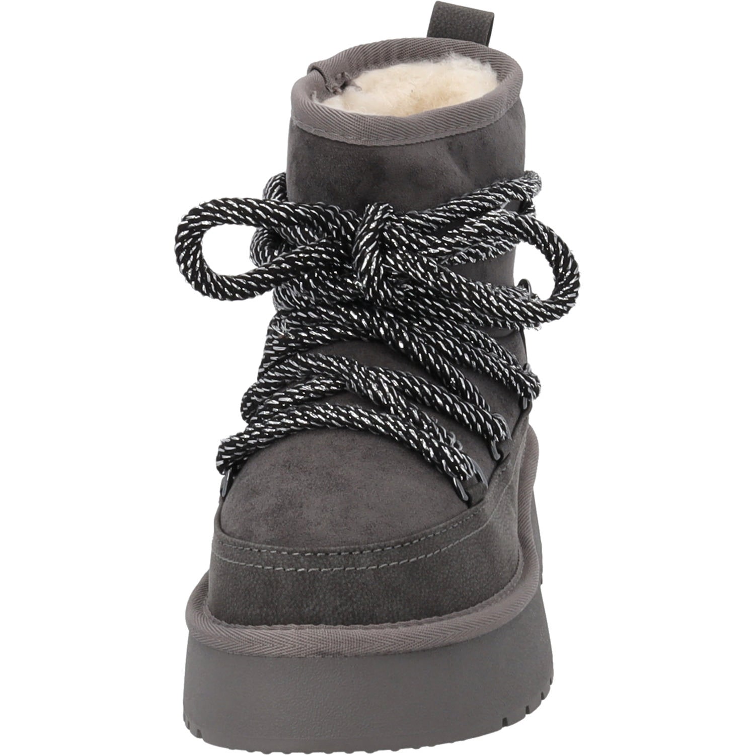 Parona by Sila Sahin Grau