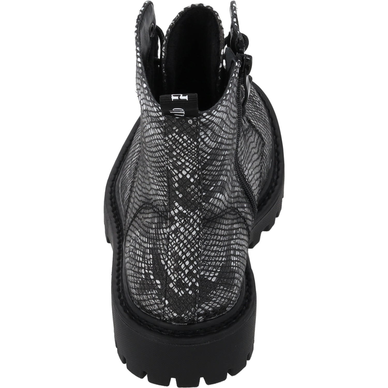 Liklys by Sila Sahin Snake