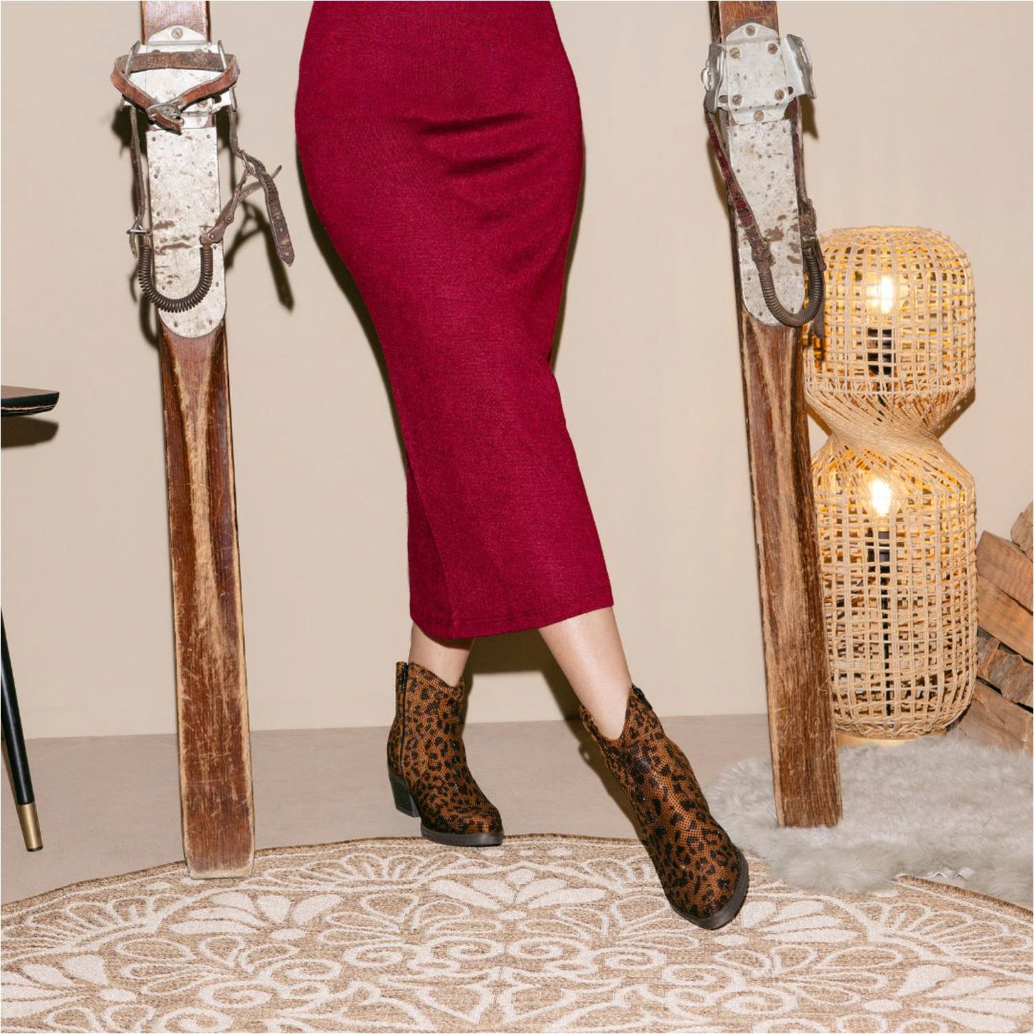 Nerira by Sila Sahin Leo Glitzer