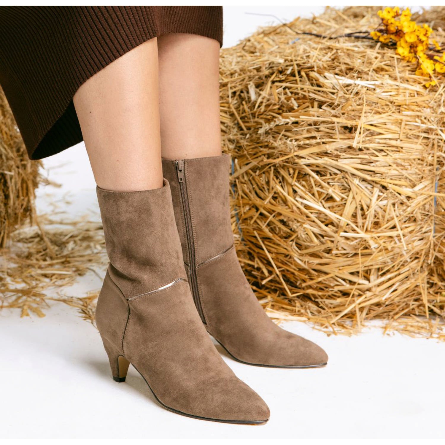 Nianys by Sila Sahin Sand